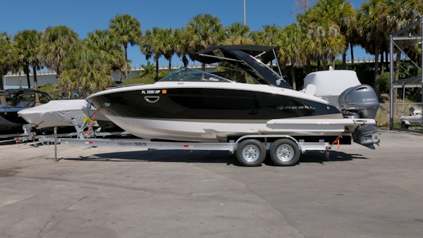 Regal-29 OBX 2017 -Miami-Florida-United States-6069439