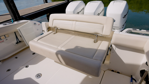 Boston Whaler-350 Realm 2019 -Miami-Florida-United States-6070069