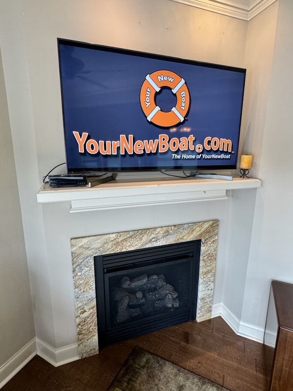 Custom-Floating Cabin  Approx 1340sqft 2010 -Norris Lake-Tennessee-United States-6070482