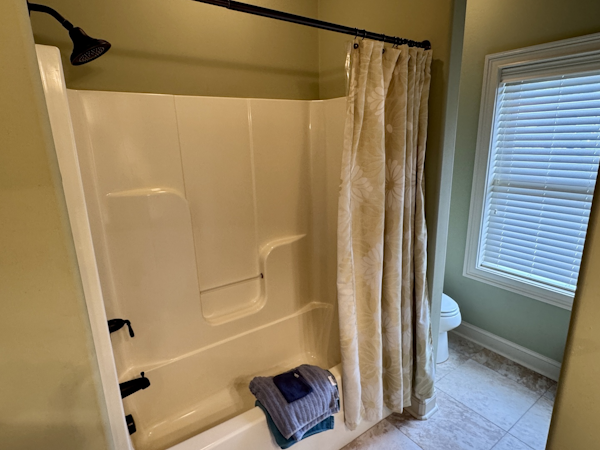 Custom-Floating Cabin  Approx 1340sqft 2010 -Norris Lake-Tennessee-United States-6070453