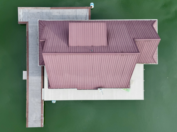 Custom-Floating Cabin  Approx 1340sqft 2010 -Norris Lake-Tennessee-United States-6070527