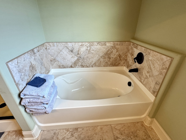Custom-Floating Cabin  Approx 1340sqft 2010 -Norris Lake-Tennessee-United States-6070499