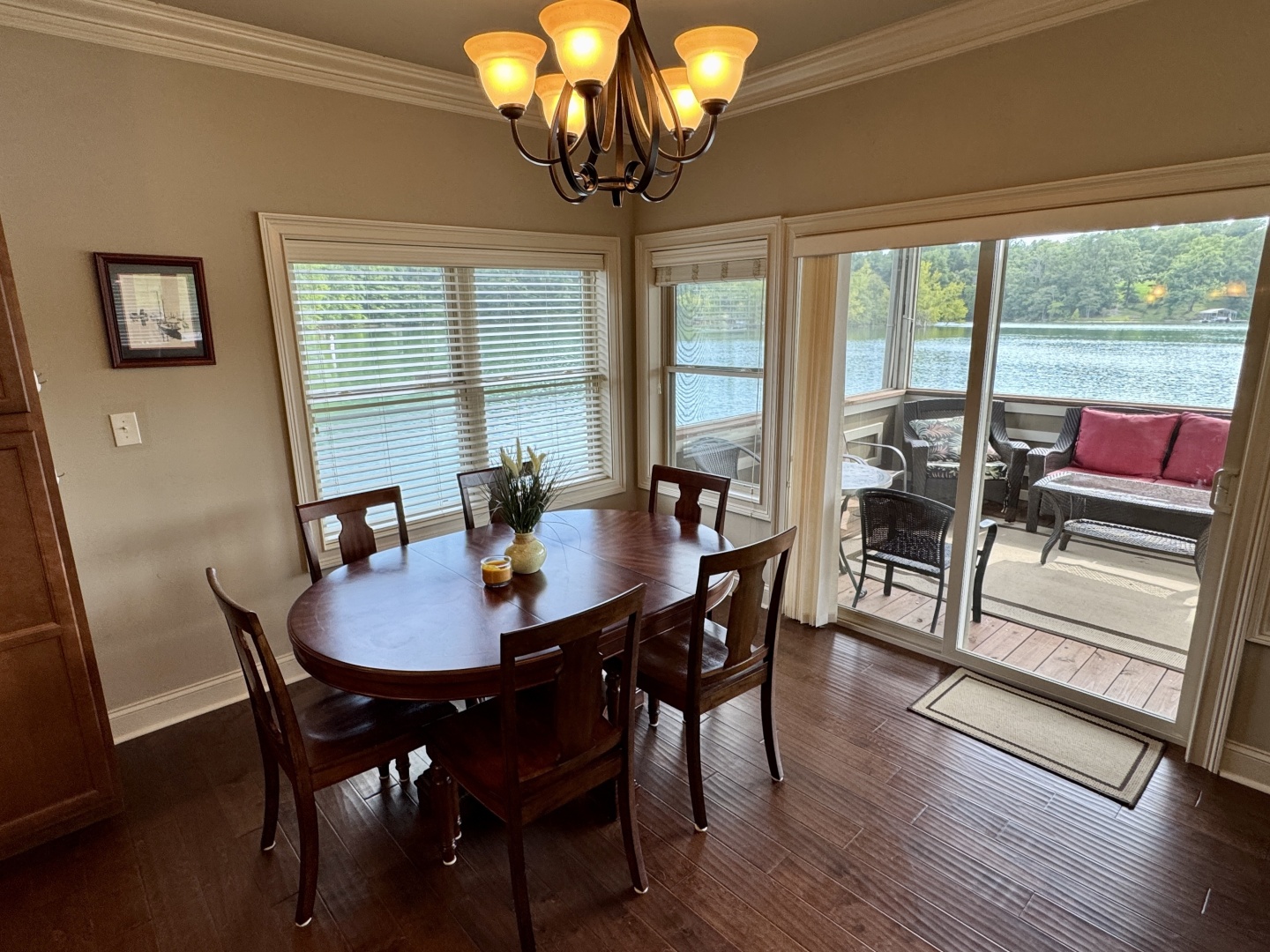 Custom-Floating Cabin  Approx 1340sqft 2010 -Norris Lake-Tennessee-United States-6070470 | Thumbnail