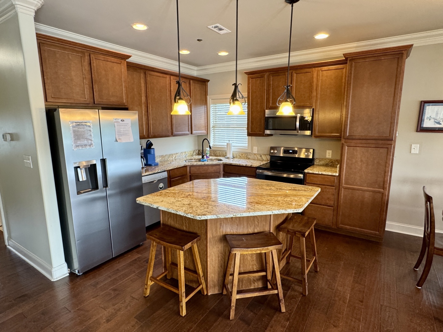 Custom-Floating Cabin  Approx 1340sqft 2010 -Norris Lake-Tennessee-United States-6070468 | Thumbnail