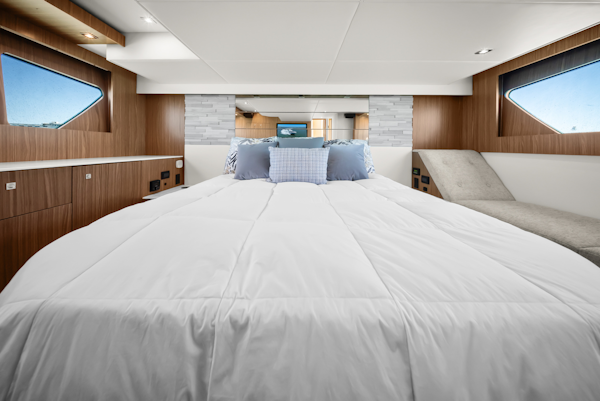 Cruisers Yachts-50 Cantius 2025 -St Petersburg-Florida-United States-6182183