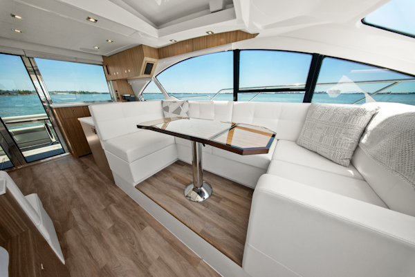 Cruisers Yachts-50 Cantius 2025 -St Petersburg-Florida-United States-6182152
