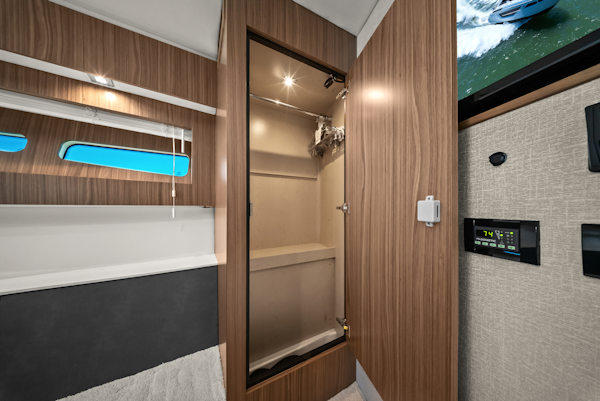 Cruisers Yachts-50 Cantius 2025 -St Petersburg-Florida-United States-6182176
