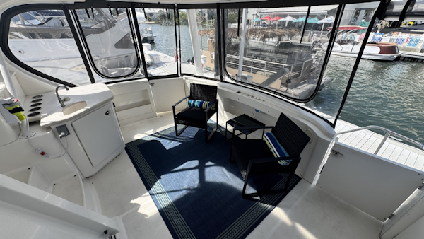 Silverton-43 Motor Yacht 2003-Turn the Paige Fort Myers Beach-Florida-United States-Aft Sundeck Seating-6179434