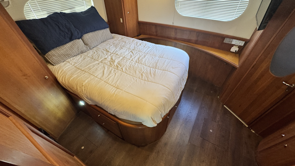 Silverton-43 Motor Yacht 2003-Turn the Paige Fort Myers Beach-Florida-United States-Aft Owners Suite-6179481