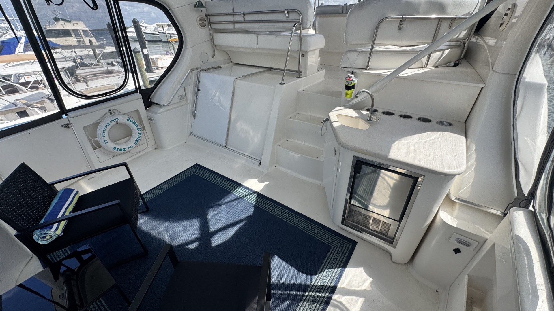 Silverton-43 Motor Yacht 2003-Turn the Paige Fort Myers Beach-Florida-United States-Aft Sundeck Looking Forward-6179436 | Thumbnail