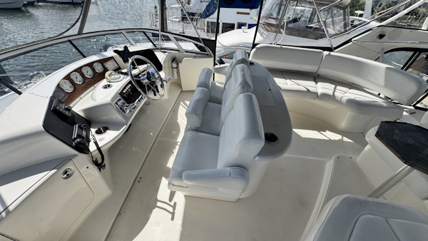 Silverton-43 Motor Yacht 2003-Turn the Paige Fort Myers Beach-Florida-United States-Flybridge Looking Starboard-6179445