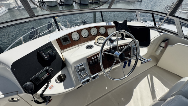 Silverton-43 Motor Yacht 2003-Turn the Paige Fort Myers Beach-Florida-United States-Flybridge Upper Helm Station-6179448