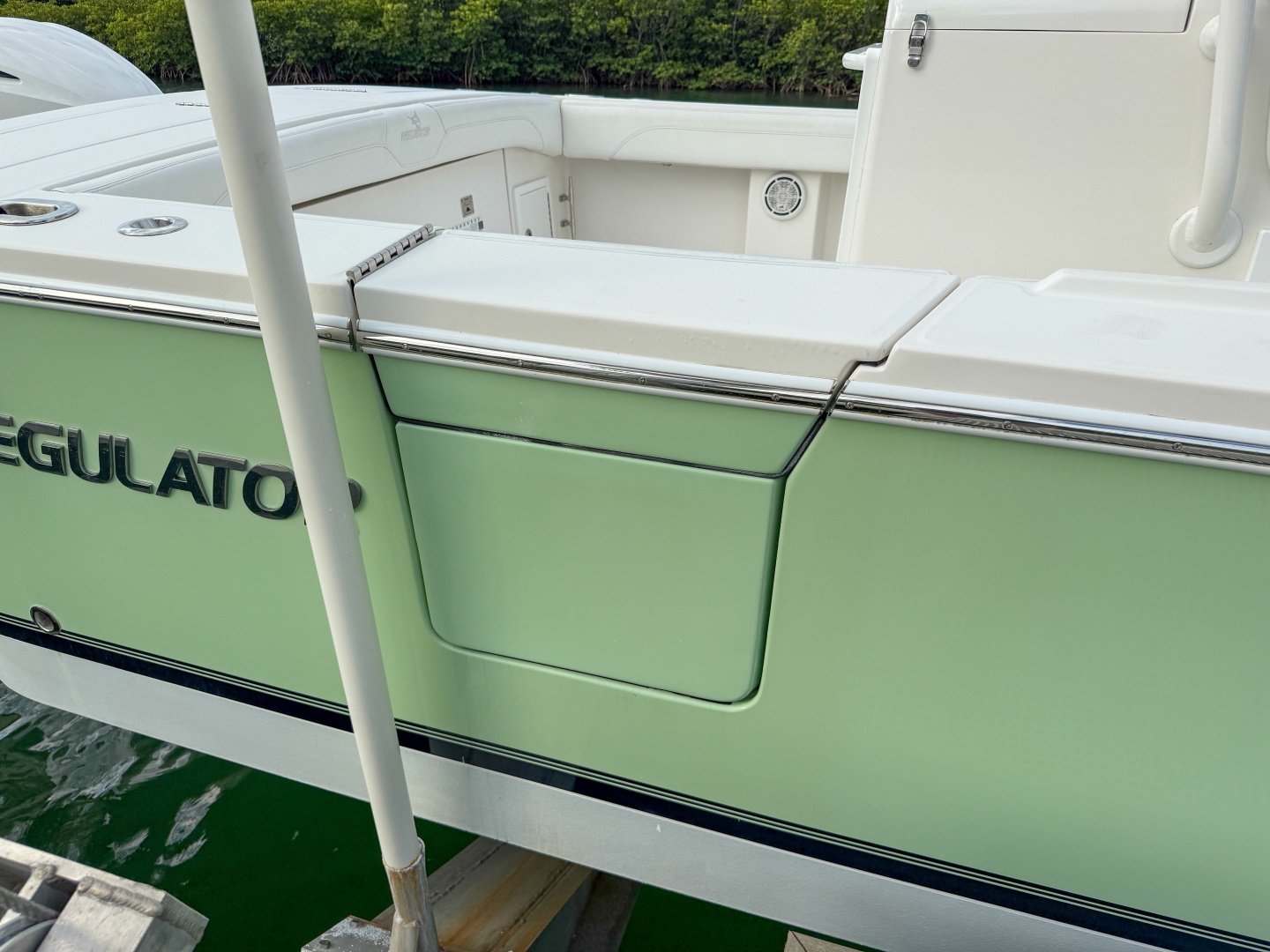 Regulator-31 2020-Terrapin Key Largo-Florida-United States-6070732 | Thumbnail
