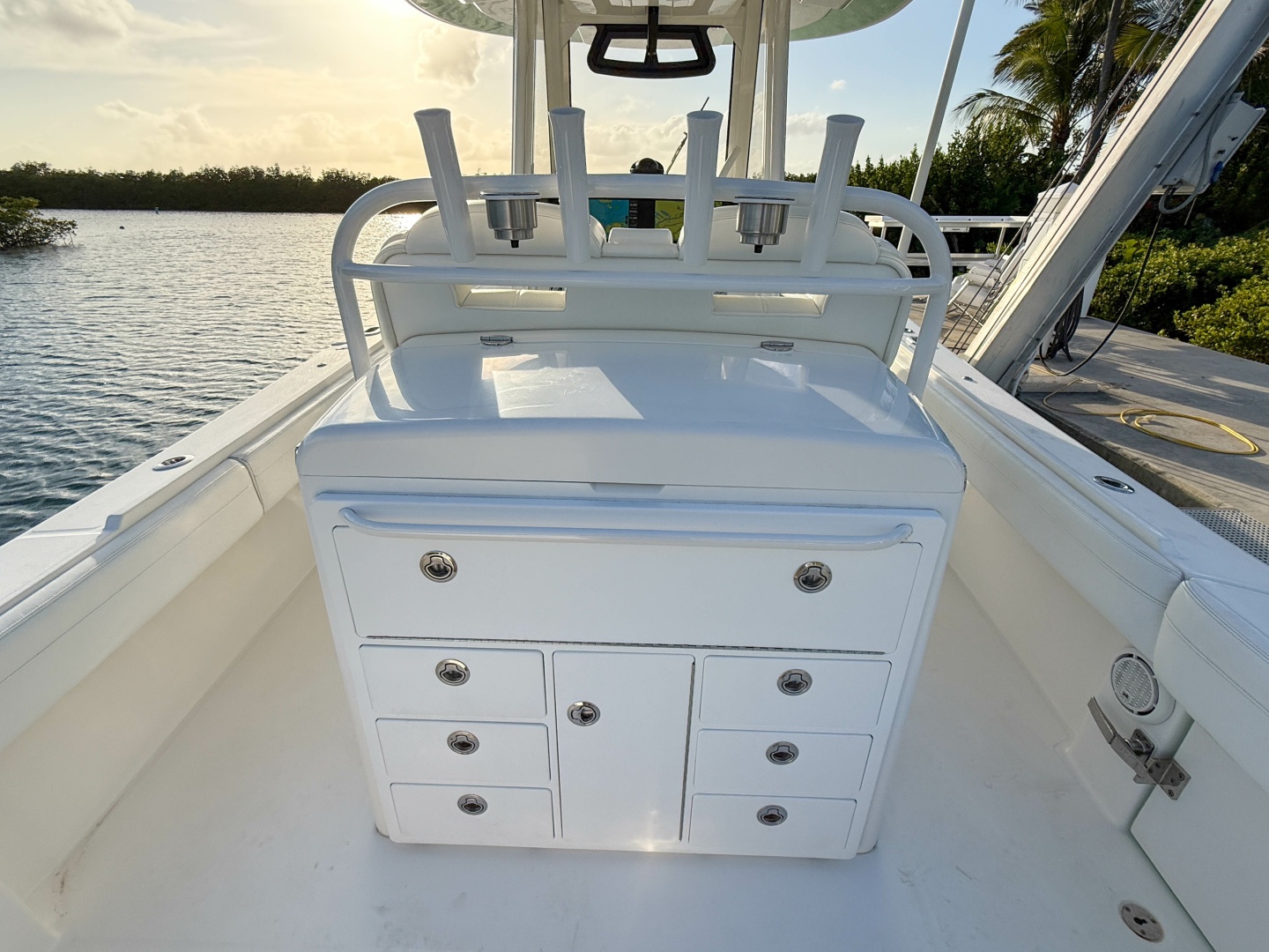 Regulator-31 2020-Terrapin Key Largo-Florida-United States-6070743 | Thumbnail