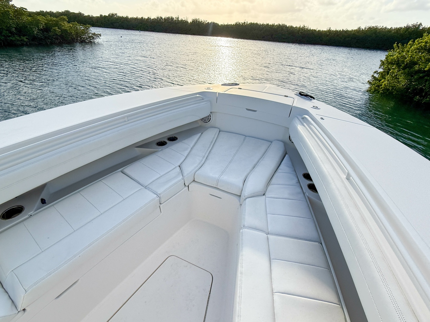Regulator-31 2020-Terrapin Key Largo-Florida-United States-6070708 | Thumbnail