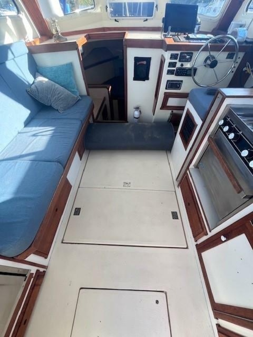 Blue Seas-Out Island Explorer 1989-Truant Kennebunk-Maine-United States-6071041 | Thumbnail