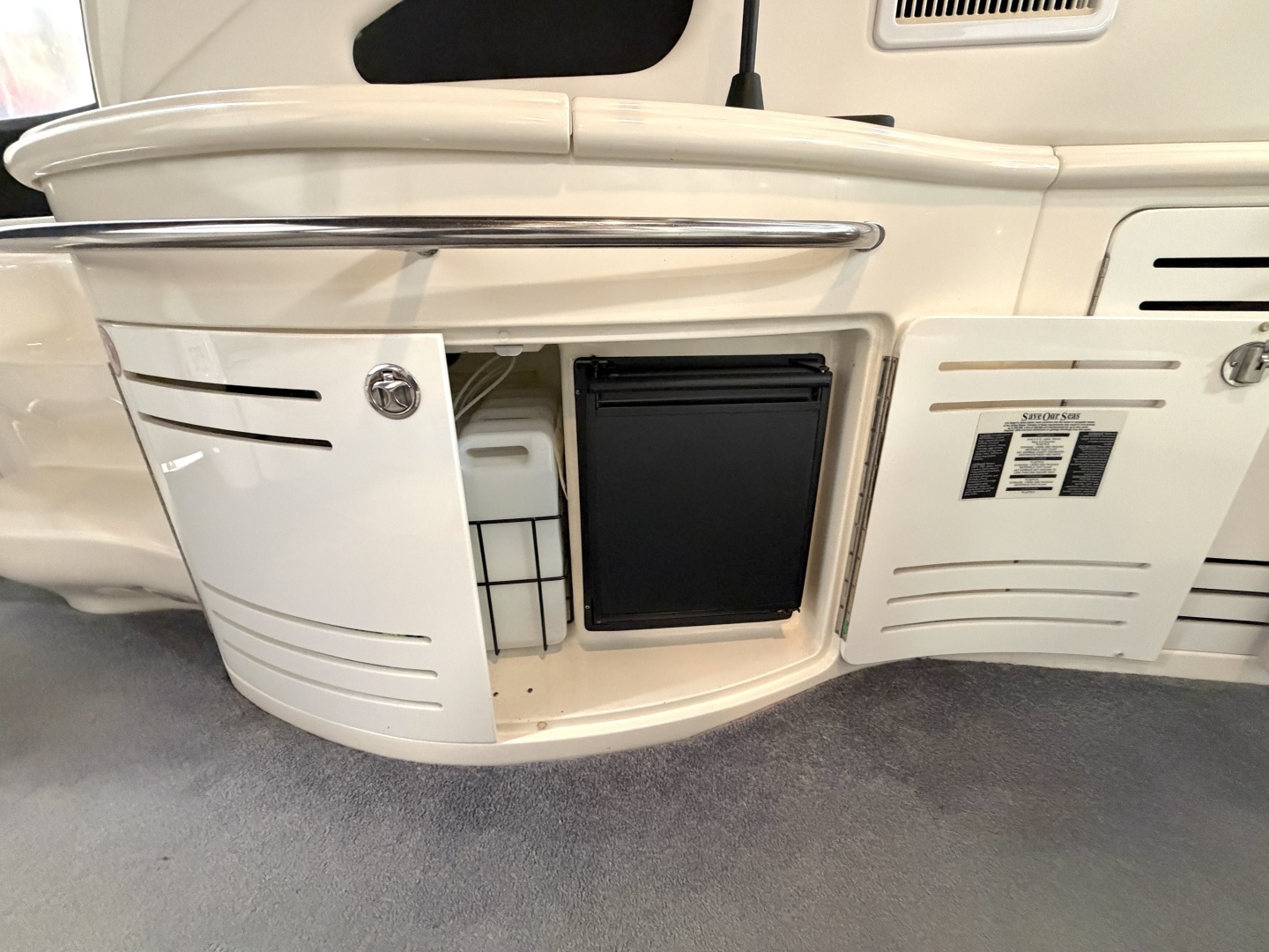 Sea Ray-510 Sundancer 800 CAT 2001-NAVION Holland-Michigan-United States-6071254 | Thumbnail