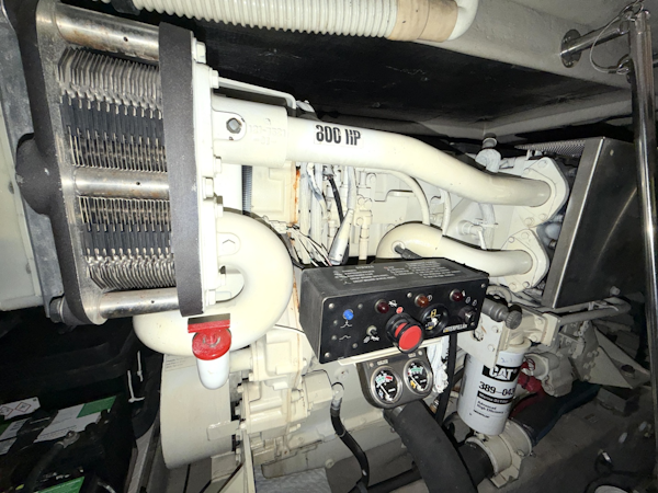 Sea Ray-510 Sundancer 800 CAT 2001-NAVION Holland-Michigan-United States-6071218