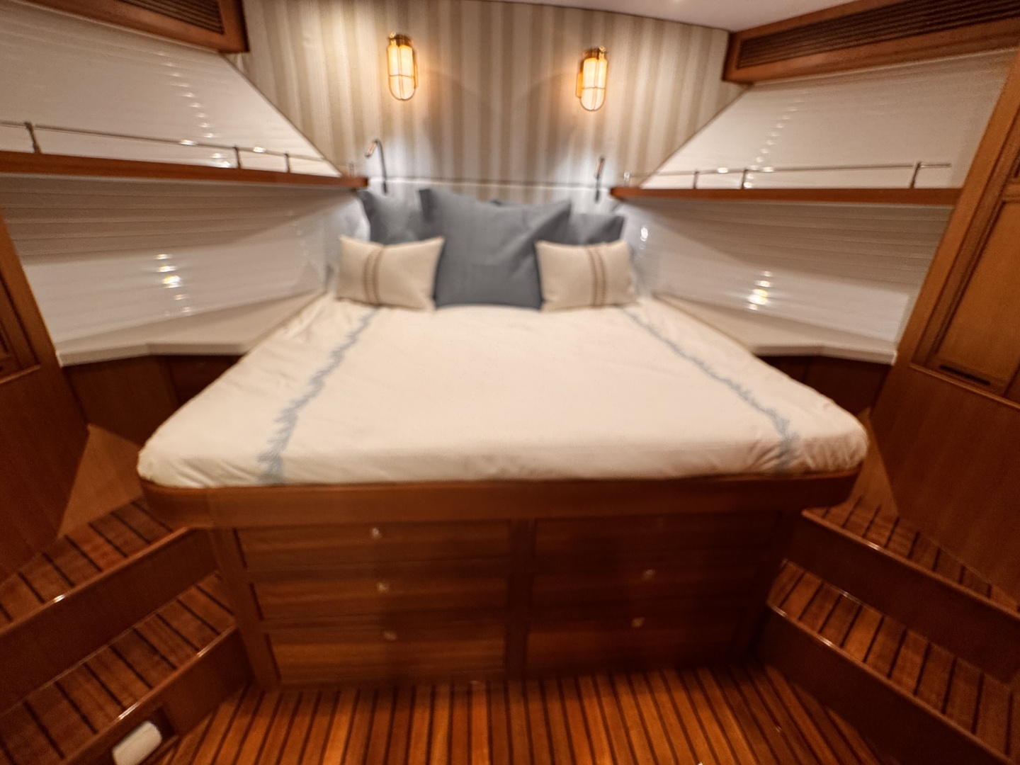 Marlow-EXPLORER 70E MK II 2025 -West Palm Beach-Florida-United States-6072085 | Thumbnail