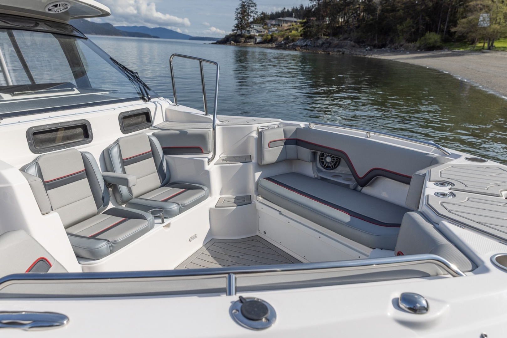 Solara-310 CW 2026 -Buffalo-New York-United States-6072585 | Thumbnail