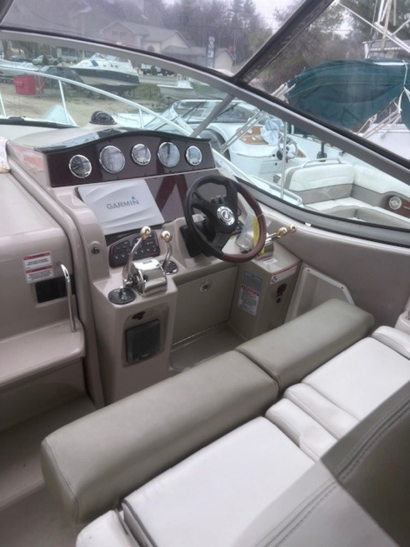 Sea Ray-Sundancer 2007-GAELIC STORM Kittery-Maine-United States-Helm Station-6074203 | Thumbnail