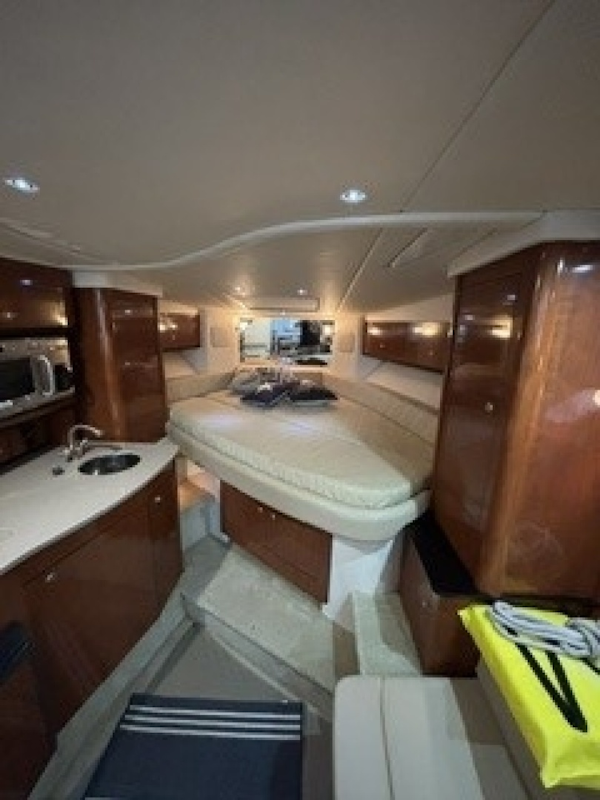 Sea Ray-Sundancer 2007-GAELIC STORM Kittery-Maine-United States-V Berth Forward-6074219