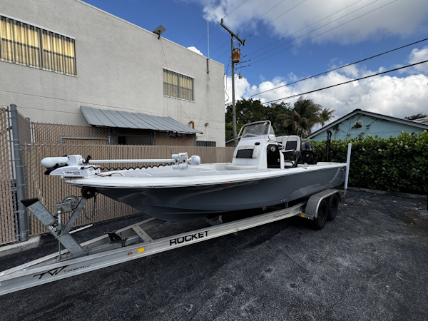 Tidewater-2110 Bay 2022 -Stuart-Florida-United States-6073950