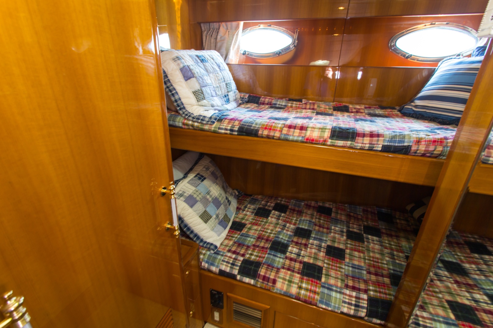Jefferson-57 Pilothouse 2003-Harpazo Grand Rivers -Kentucky-United States-6151638 | Thumbnail