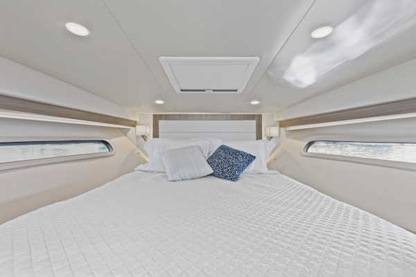 Regal-38 XO 2020 -Orange Beach-Alabama-United States-6085259