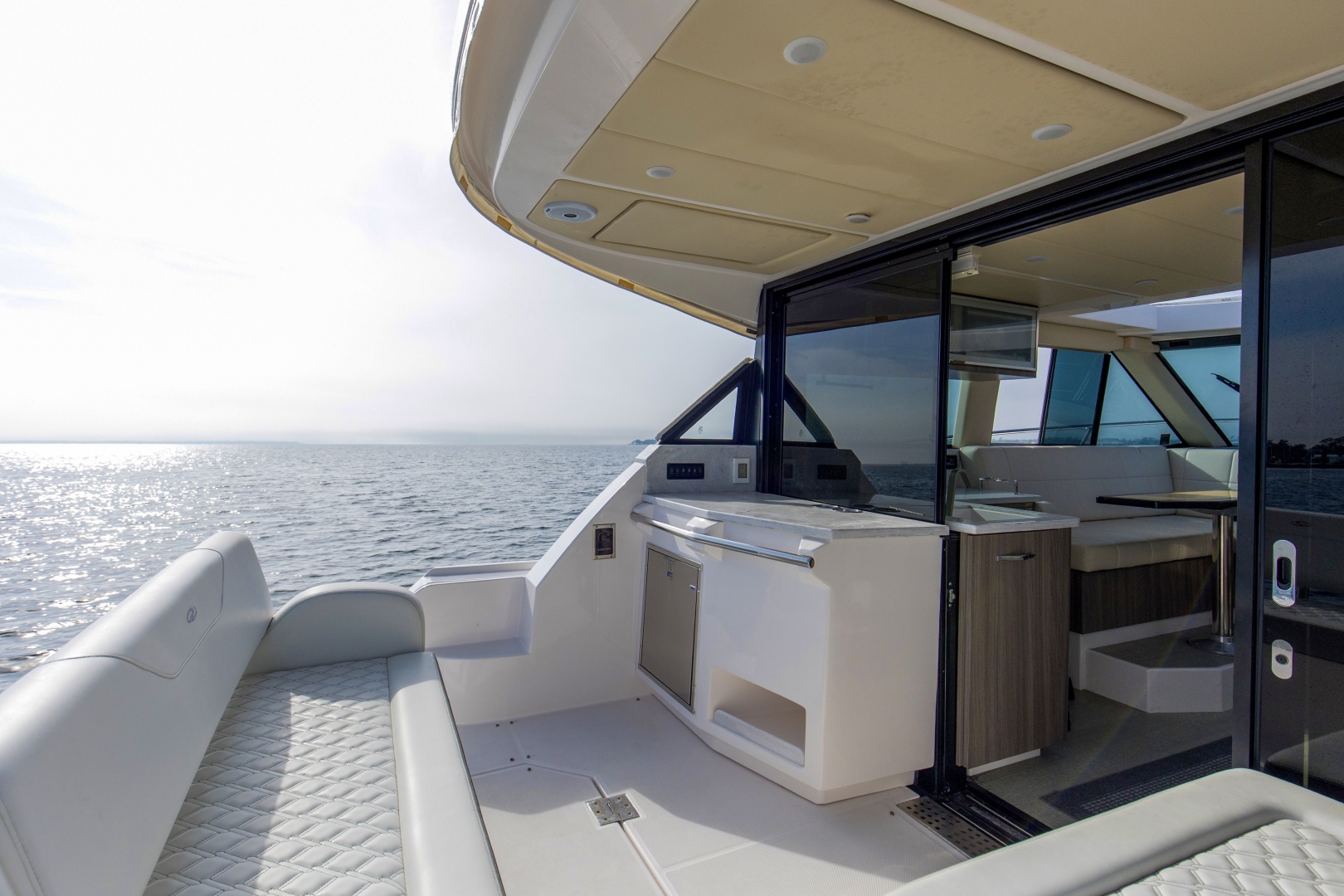 Regal-38 XO 2020 -Orange Beach-Alabama-United States-6085278 | Thumbnail