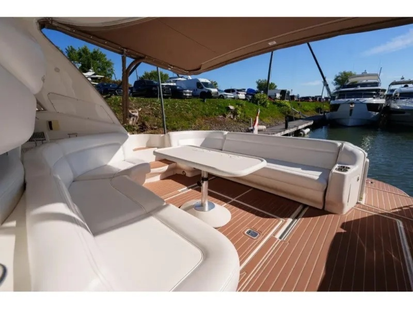 Sea Ray 2004 -Île-aux-Noix-Quebec-Canada-6074852 | Thumbnail