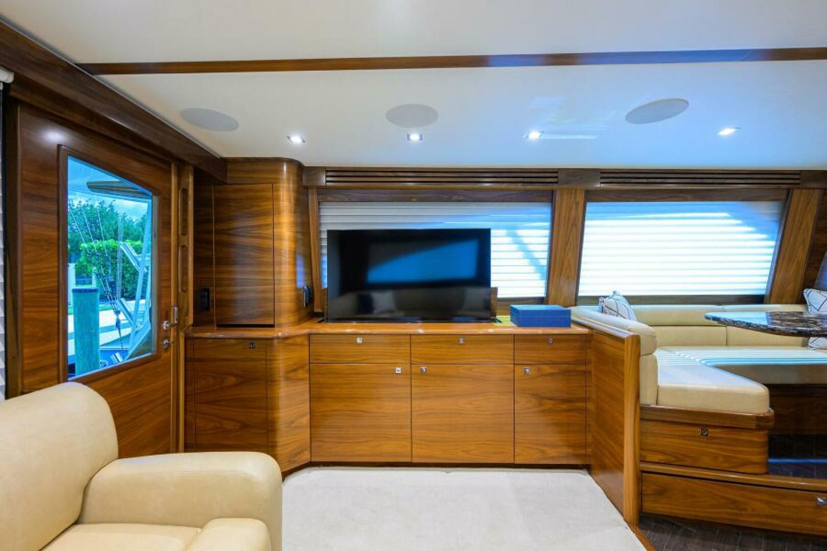 Viking-64 Convertible 2023-HMY Trade Palm Beach Gardens-Florida-United States-2023 Viking 64 Convertible  Salon-6074928 | Thumbnail