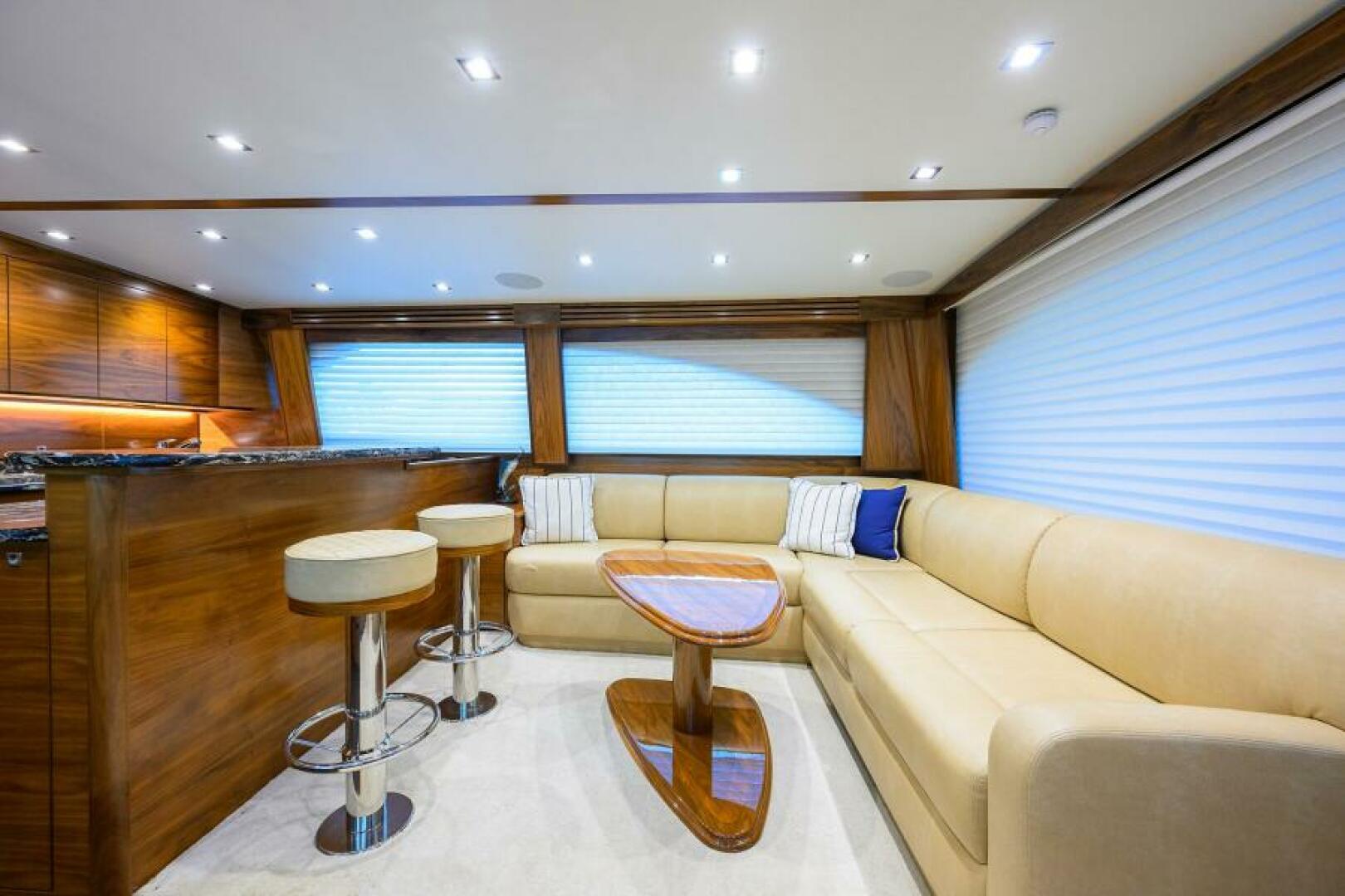Viking-64 Convertible 2023-HMY Trade Palm Beach Gardens-Florida-United States-2023 Viking 64 Convertible  Salon-6074925 | Thumbnail