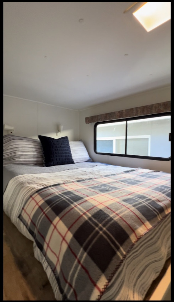 Aqua Chalet-4614 1999-Kingfisher DeLand-Florida-United States-6074999