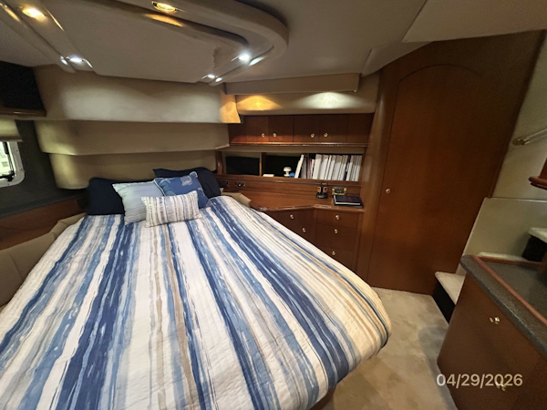 Cruisers Yachts-4450 2000-Bay Dreamer II Guntersville-Alabama-United States-44 Cruisers master stateroom port-6075645