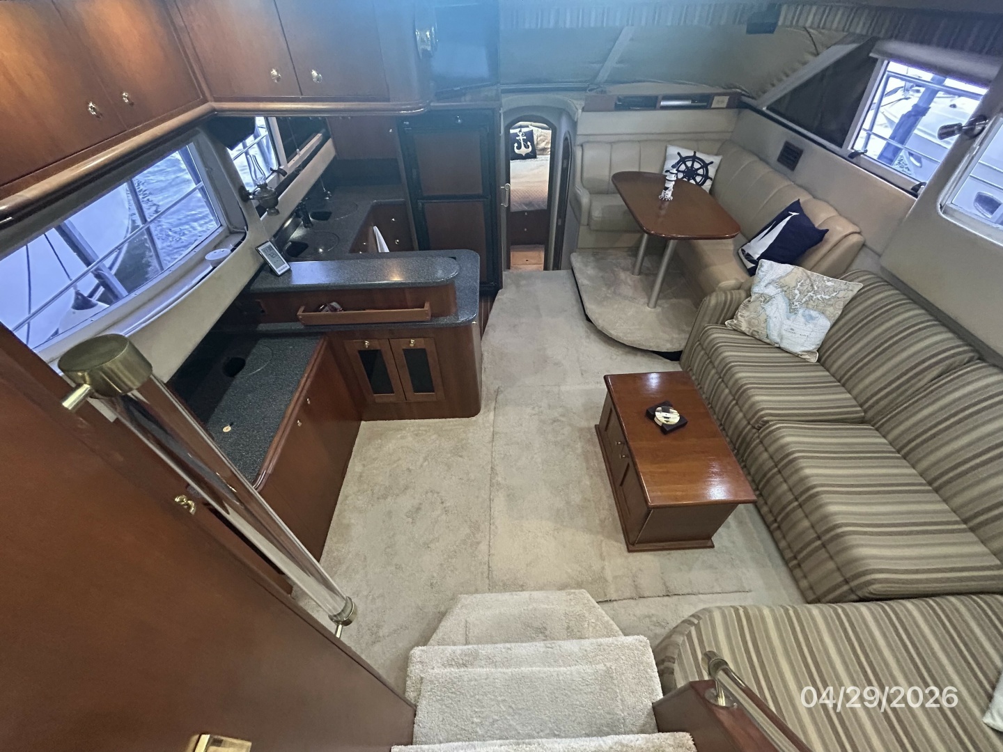 Cruisers Yachts-4450 2000-Bay Dreamer II Guntersville-Alabama-United States-44 Cruisers salon forward-6075658 | Thumbnail