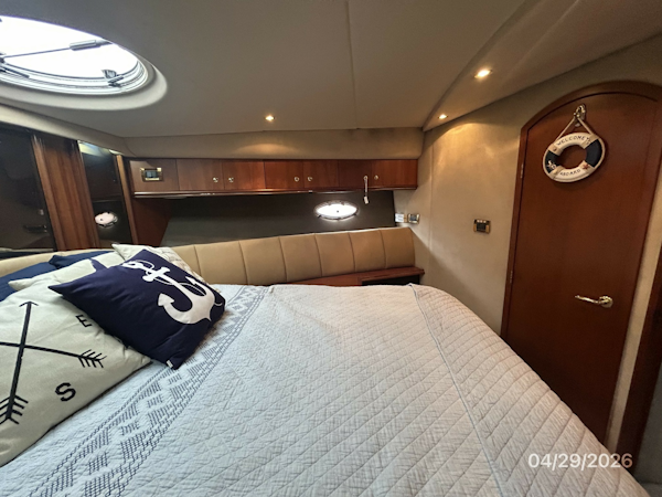 Cruisers Yachts-4450 2000-Bay Dreamer II Guntersville-Alabama-United States-44 Cruisers forward guest stateroom starboard-6075629