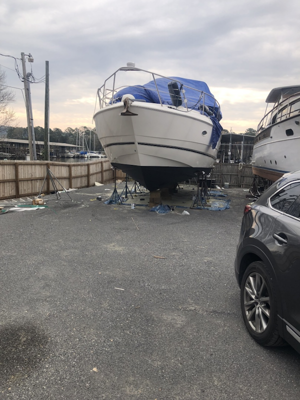 Cruisers Yachts-4450 2000-Bay Dreamer II Guntersville-Alabama-United States-44 Cruisers hauled out-6075638