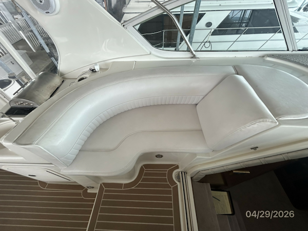 Cruisers Yachts-4450 2000-Bay Dreamer II Guntersville-Alabama-United States-44 Cruisers upper deck port forward seating-6075681