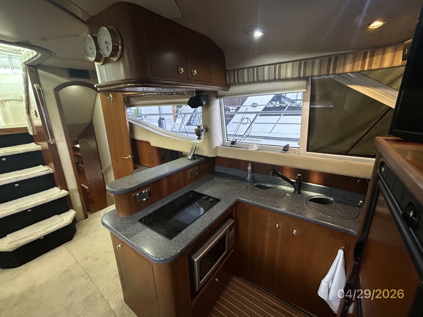 Cruisers Yachts-4450 2000-Bay Dreamer II Guntersville-Alabama-United States-44 Cruisers galley3-6075632 | Thumbnail