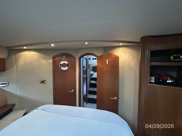 Cruisers Yachts-4450 2000-Bay Dreamer II Guntersville-Alabama-United States-44 Cruisers forward guest stateroom aft-6075626