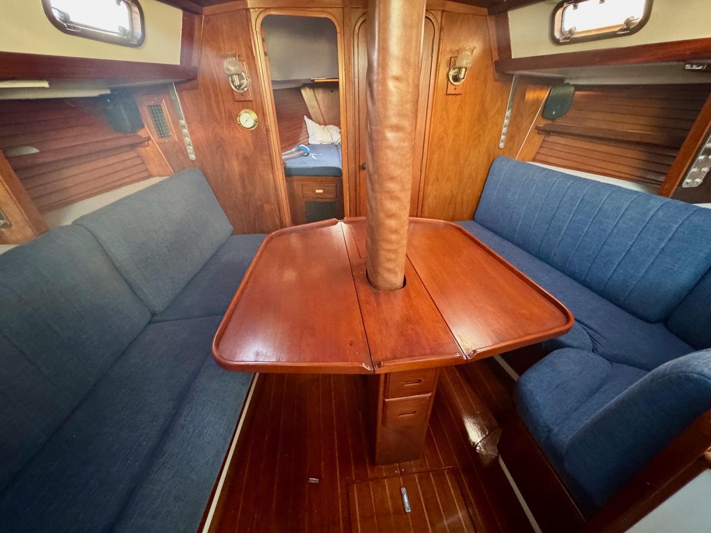 Morgan-44 1990-Windfang II Cape Coral-Florida-United States-6079065 | Thumbnail