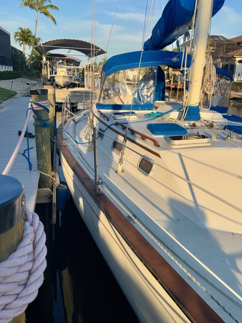 Morgan-44 1990-Windfang II Cape Coral-Florida-United States-6079083 | Thumbnail