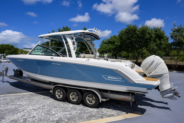 Boston Whaler-32 Vantage 2023-Veronica Stuart-Florida-United States-6075933