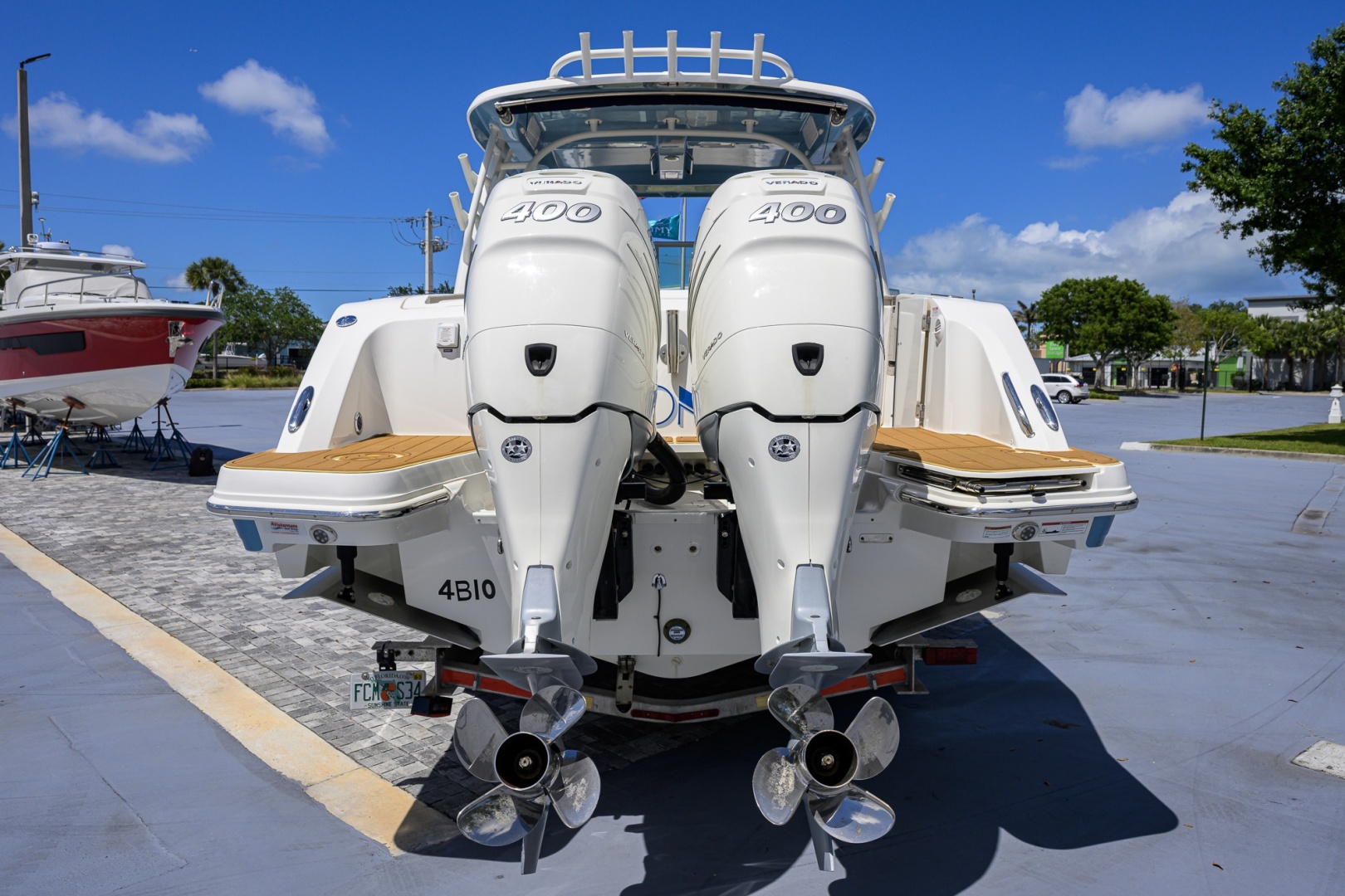 Boston Whaler-32 Vantage 2023-Veronica Stuart-Florida-United States-6075935 | Thumbnail