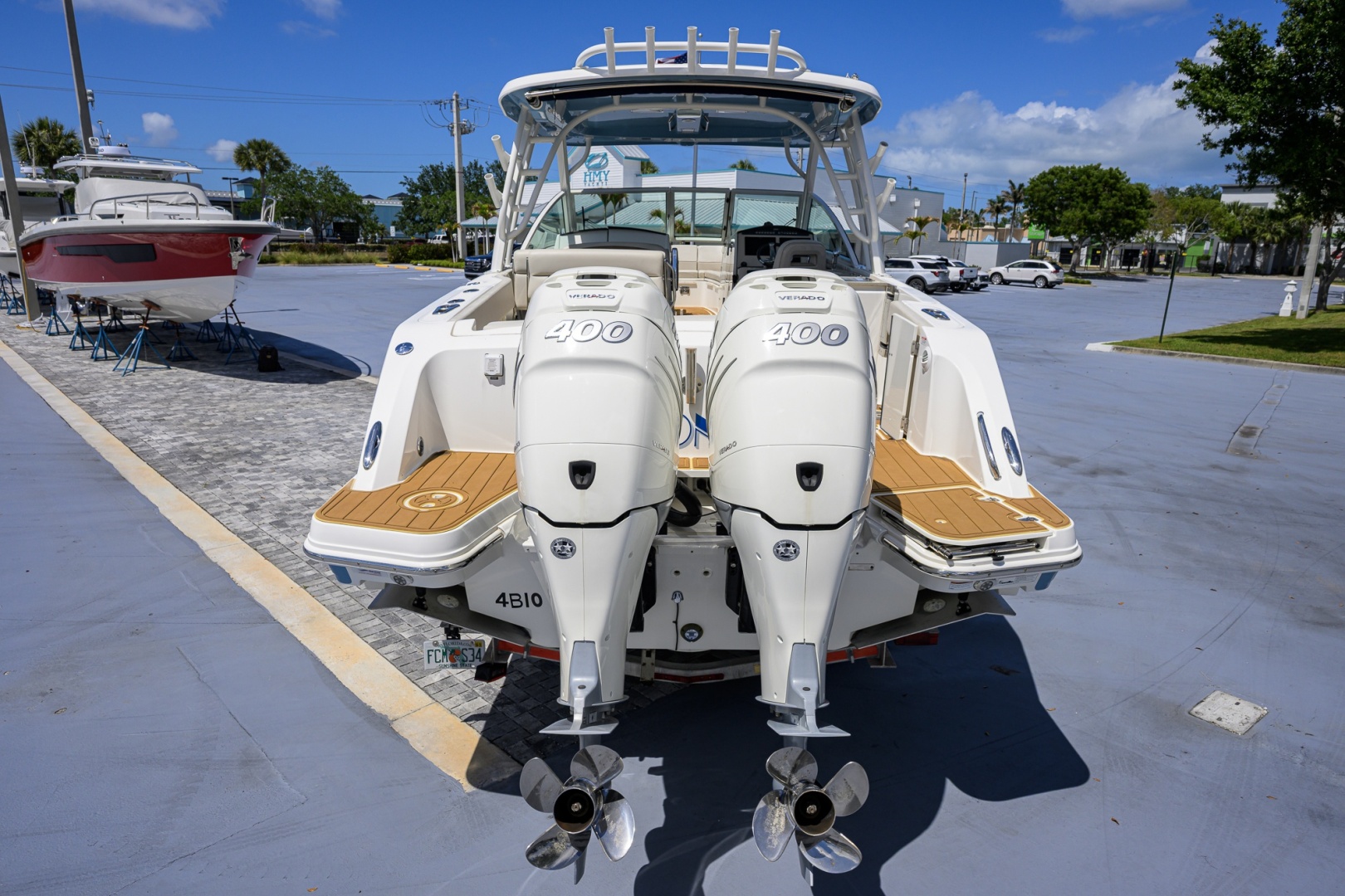 Boston Whaler-32 Vantage 2023-Veronica Stuart-Florida-United States-6075936 | Thumbnail