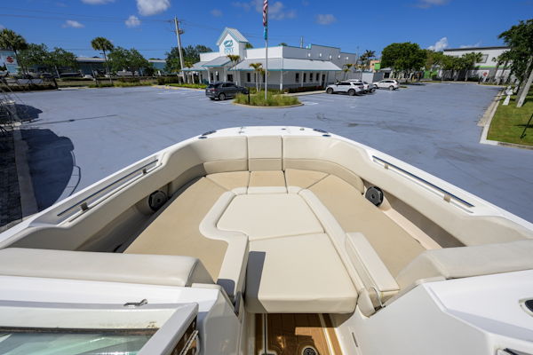 Boston Whaler-32 Vantage 2023-Veronica Stuart-Florida-United States-6075986