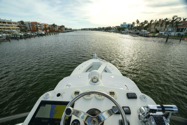 SeaVee-390 2013 -Saint Petersburg-Florida-United States-6075903