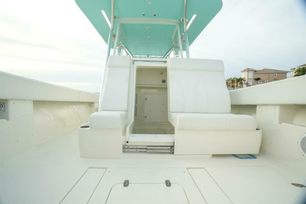 SeaVee-390 2013 -Saint Petersburg-Florida-United States-6075924