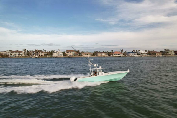 SeaVee-390 2013 -Saint Petersburg-Florida-United States-6075901